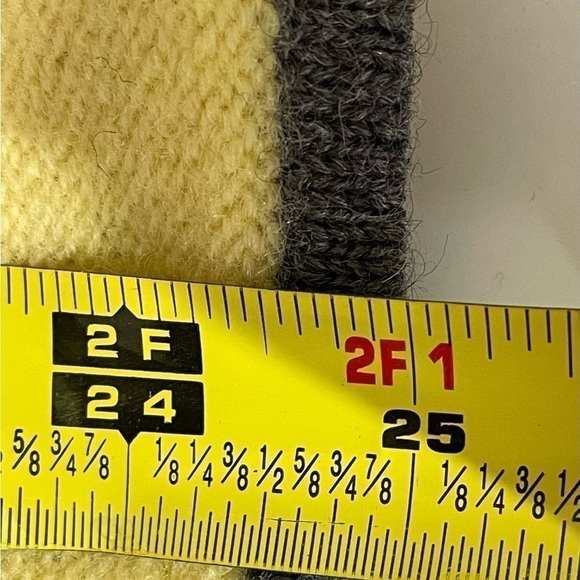 Bridgetown Collection sz lg sweater 100% wool yellow with gray accent trim - Picture 9 of 14